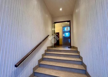 Bilocale Corso Michele Coppino, Alba - foto 1