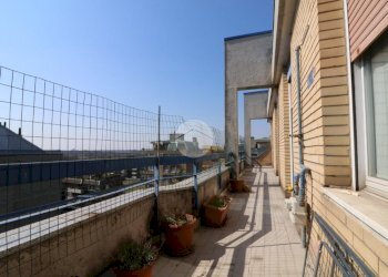 Quadrilocale Via San Carlo Borromeo, Rho - foto 14