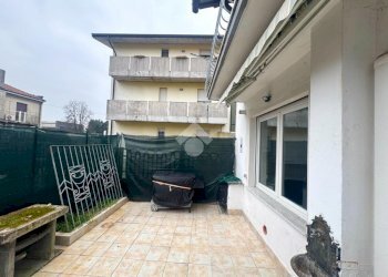 Trilocale Via Giuseppe Mozzoni, Rescaldina - foto 2