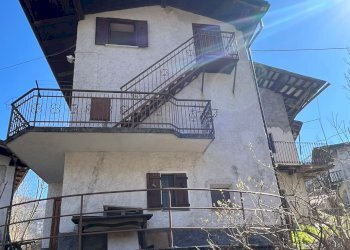 Casa semi indipendente Borgata Tetrto Piglione, Snc, Roaschia - foto 1