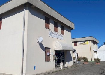 Negozio Via dei Sarti 13B, Castelfranco Emilia - foto 2