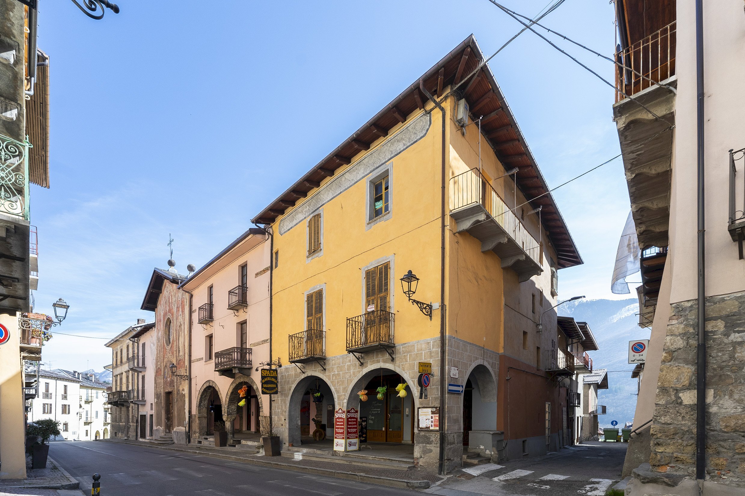 Casa semi indipendente Via Martiri e Caduti per la Libertà, 52, Demonte - foto 2