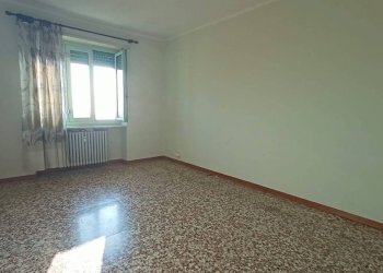 Three-room apartment Cumiana - photo 4