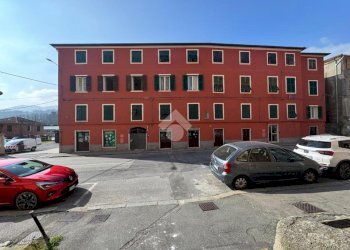 Apartment Via San Quirico, Genova (neighborhood Pontedecimo) - photo 1