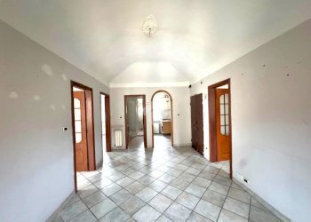 Apartment Via San Quirico, Genova (neighborhood Pontedecimo) - photo 3