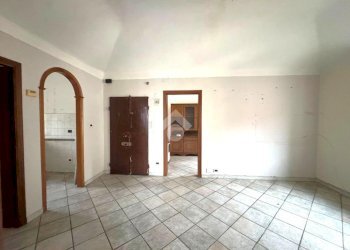 Apartment Via San Quirico, Genova (neighborhood Pontedecimo) - photo 6