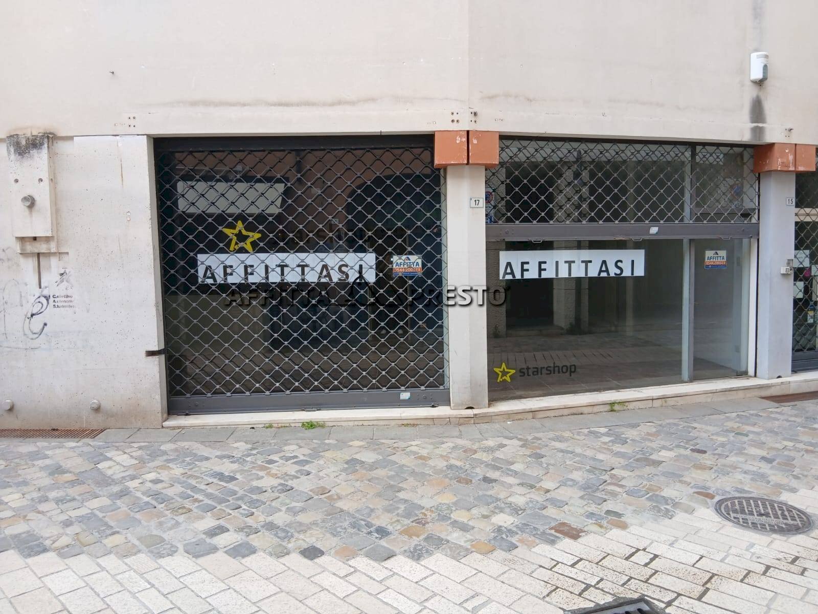 Foto 1 - Negozio Via Antica Zecca, Ravenna - foto 1