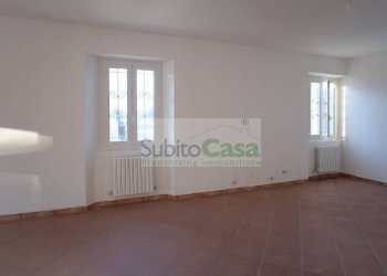 Foto 5 - Commercial Premises Via Dei Vestini
 
114, Chieti - photo 5