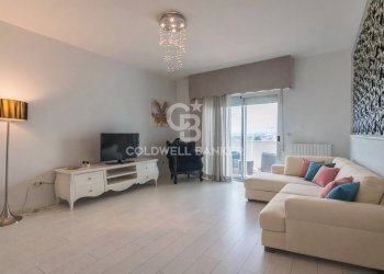 Foto 4 - Quadrilocale Viale Marmolada
 
1, Riccione - foto 4