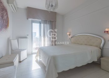 Foto 13 - Quadrilocale Viale Marmolada
 
1, Riccione - foto 13