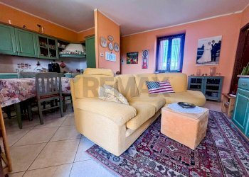 Soggiorno - Casa indipendente Inveruno - foto 3