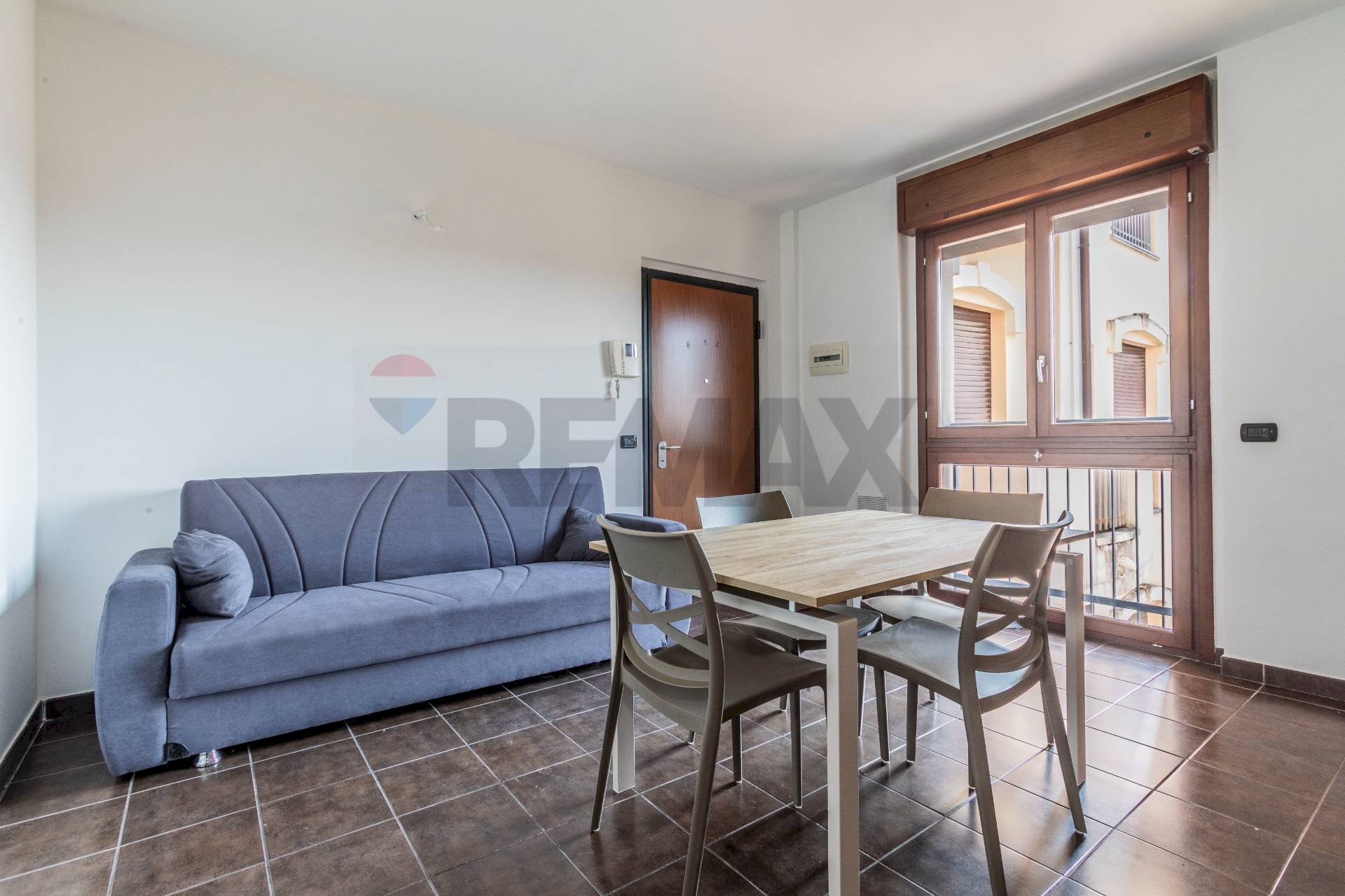 Sala da pranzo - Bilocale Via Luigi Pomini
 
31, Castellanza - foto 3