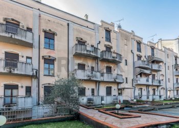 Edificio all\'aperto - Bilocale Via Luigi Pomini
 
31, Castellanza - foto 1