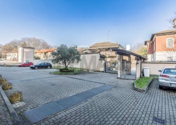 Edificio all\'aperto - Bilocale Via Luigi Pomini
 
31, Castellanza - foto 20