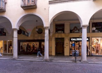 Edificio all\'aperto - Bilocale Corso Fratelli Rosselli
 
10/A, Novara - foto 27