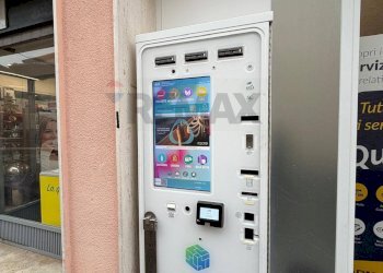 Dettagli - Attività Commerciale Via Alessandro Manzoni
1, Sumirago - foto 6