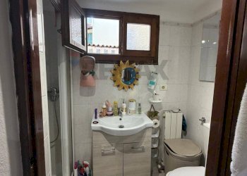 Bagno - Three-room apartment Piazza Roma
 
31, Germignaga - photo 5