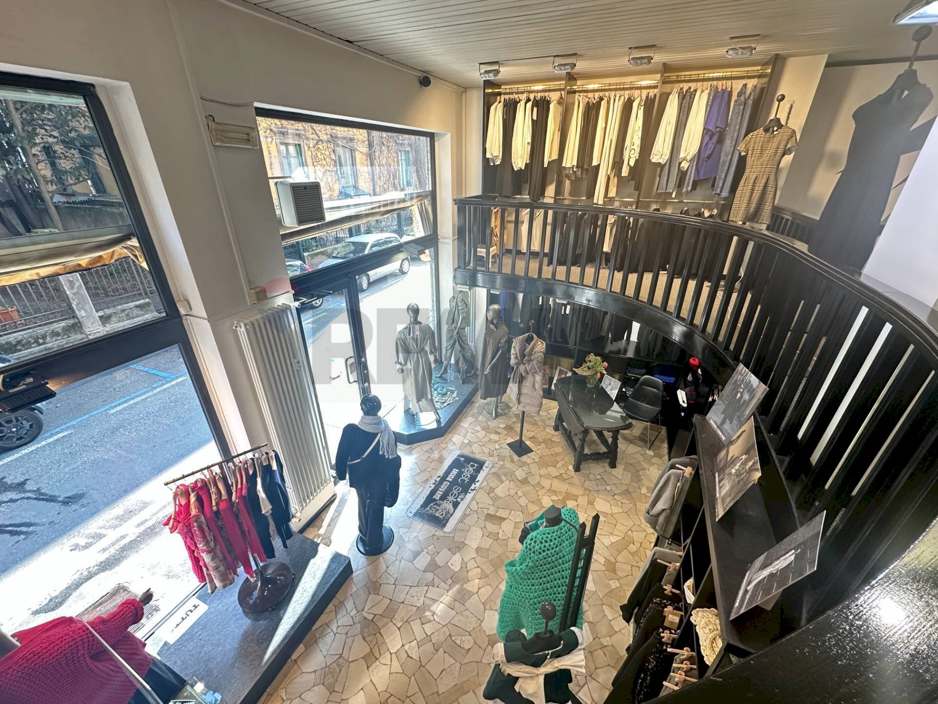 Balcone - Negozio via Puccini
 
15, Varese - foto 1