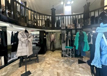 Cabina armadio - Negozio via Puccini
 
15, Varese - foto 3