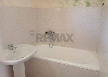 Bagno - Semi-detached house VIA VIRGILIO
 
10, Valderice - photo 25