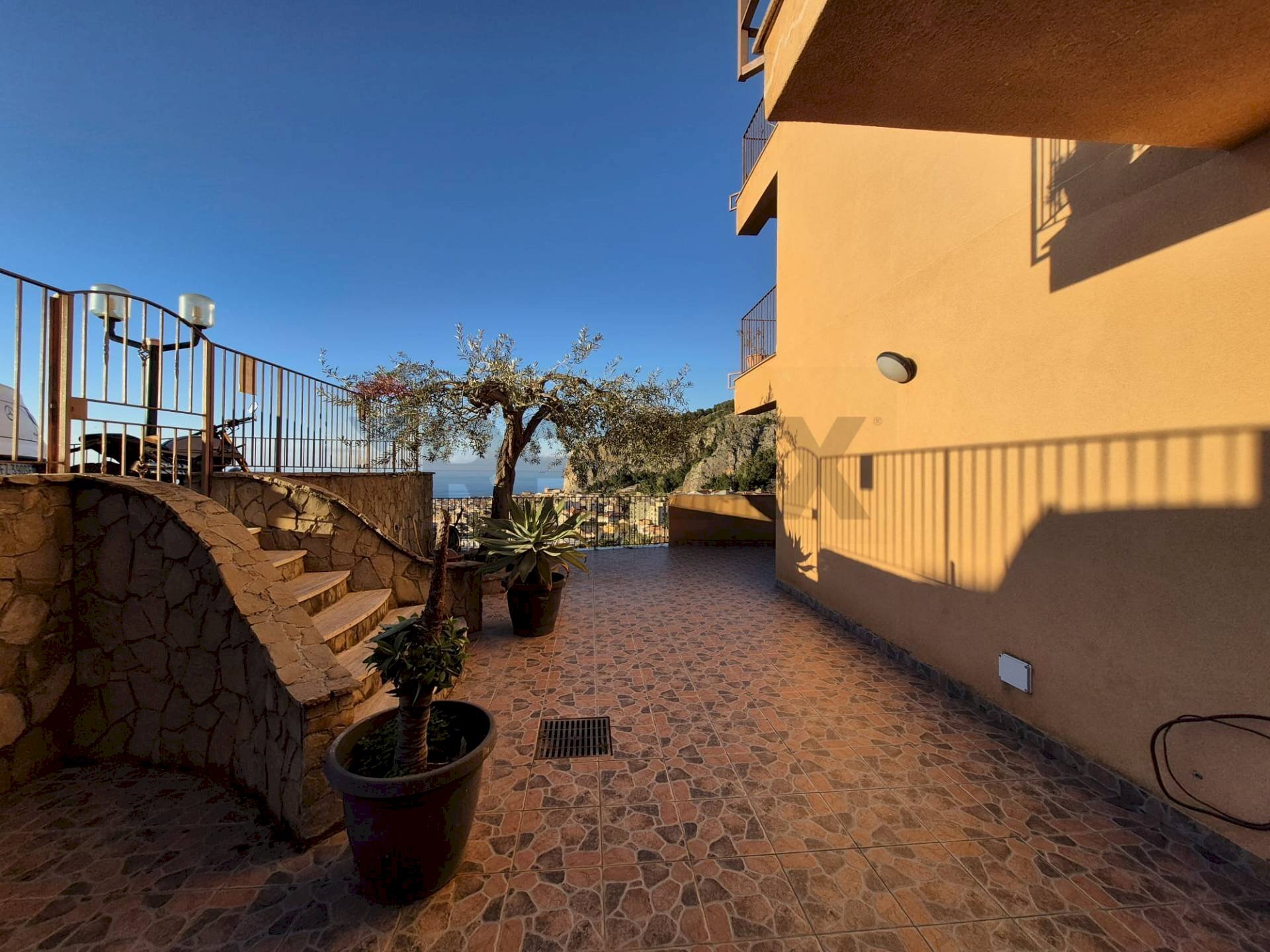 Terrazza - Trilocale Via del Giubileo Magno
 
15, Cefalù - foto 3