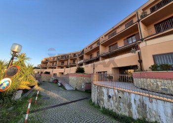 Edificio all\'aperto - Three-room apartment Via del Giubileo Magno
 
15, Cefalù - photo 23