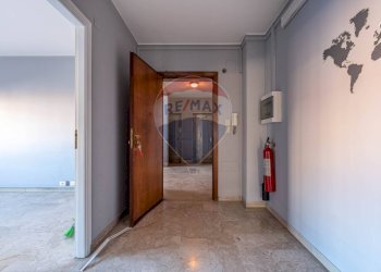 Hall / corridoio - Office Via Francesco Crispi
 
133, Palermo - photo 12