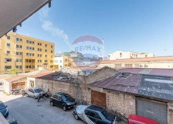 Edificio all\'aperto - Office Via Francesco Crispi
 
133, Palermo - photo 14