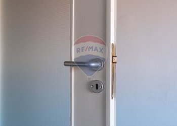 Dettagli - Office Via Francesco Crispi
 
133, Palermo - photo 15