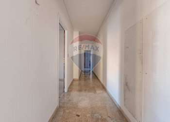 Hall / corridoio - Office Via Francesco Crispi
 
133, Palermo - photo 22