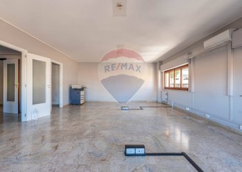 Stanza vuota - Office Via Francesco Crispi
 
133, Palermo - photo 23