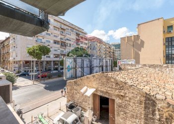 Edificio all\'aperto - Office Via Francesco Crispi
 
133, Palermo - photo 28