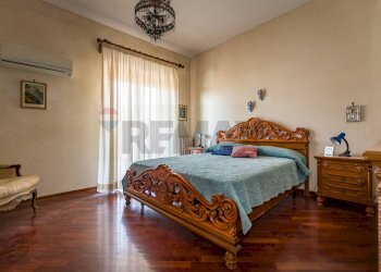 Camera / camera da letto - Apartment Via Pietro Ermelindo Lungaro
 
3, Palermo - photo 9