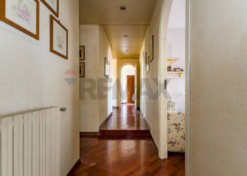Hall / corridoio - Apartment Via Pietro Ermelindo Lungaro
 
3, Palermo - photo 19