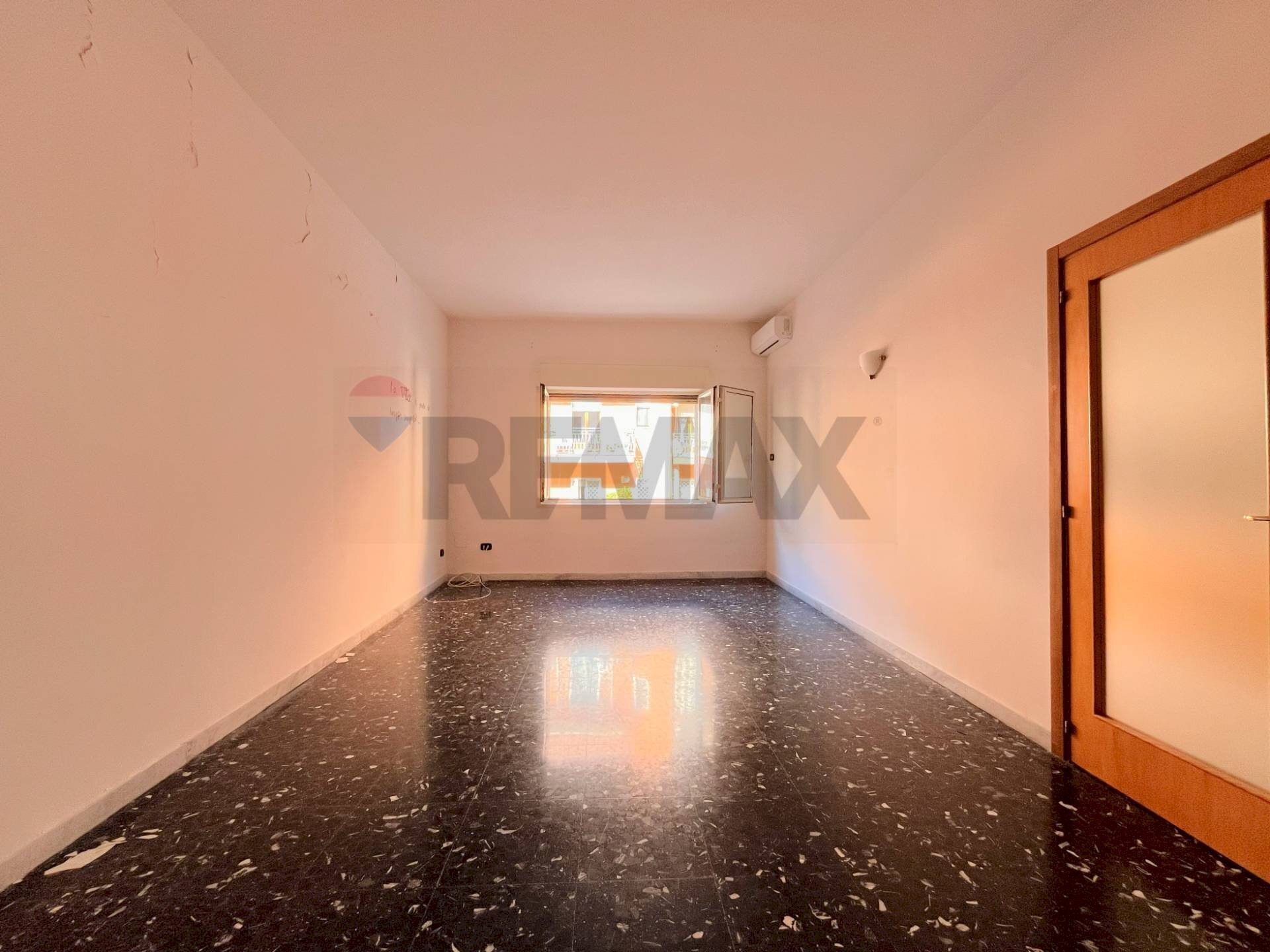 Stanza vuota - Bilocale Via Solfatara
101, Pozzuoli - foto 3