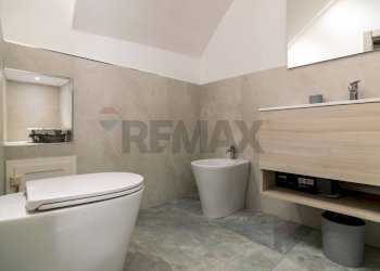 Bagno - Quadrilocale via garibaldi
 
344, Catania - foto 20