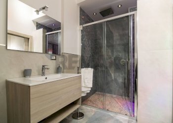 Bagno - Quadrilocale via garibaldi
 
344, Catania - foto 21