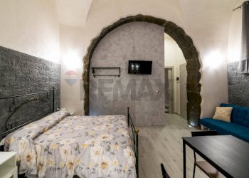 Camera / camera da letto - Quadrilocale via garibaldi
 
344, Catania - foto 24