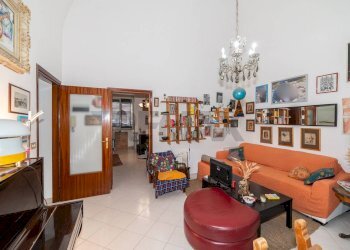 Soggiorno - Casa indipendente Via Volturno
 
37, Catania - foto 7