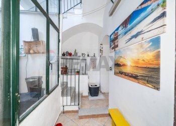 Hall / corridoio - Casa indipendente Via Volturno
 
37, Catania - foto 18