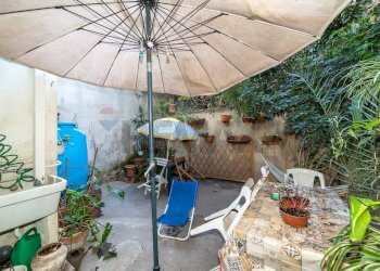 Terrazza - Casa indipendente Via Volturno
 
37, Catania - foto 25