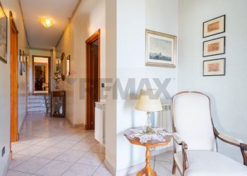 Hall / corridoio - Villa Via Papa Giovanni XXIII
 
117, Trecastagni - foto 13