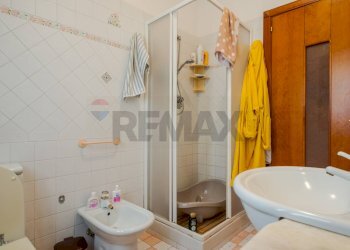 Bagno - Villa Via Papa Giovanni XXIII
 
117, Trecastagni - foto 33