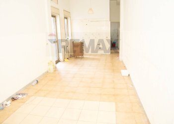 Stanza vuota - Casa semi indipendente Via Archimede
 
210, Misterbianco - foto 7