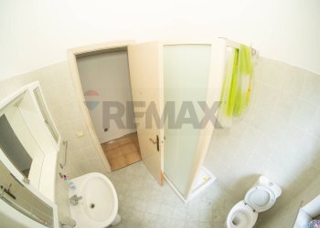 Bagno - Casa semi indipendente Via Archimede
 
210, Misterbianco - foto 18