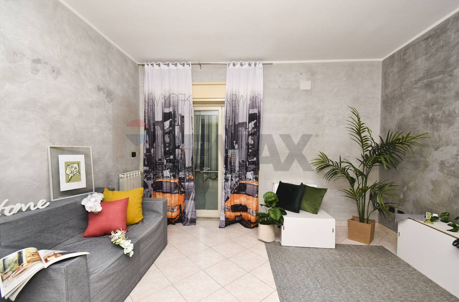 Soggiorno - Quadrilocale Viale Mario Rapisardi
 
727, Catania - foto 1