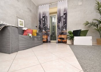 Soggiorno - Quadrilocale Viale Mario Rapisardi
 
727, Catania - foto 10