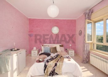 Camera / camera da letto - Quadrilocale Viale Mario Rapisardi
 
727, Catania - foto 23