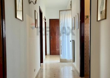Hall / corridoio - Appartamento Via Cavour
 
134, Carlentini - foto 4