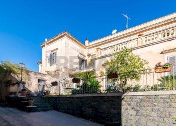 Casa all\'aperto - Casa semi indipendente VIA ROMA
 
213, Belpasso - foto 3